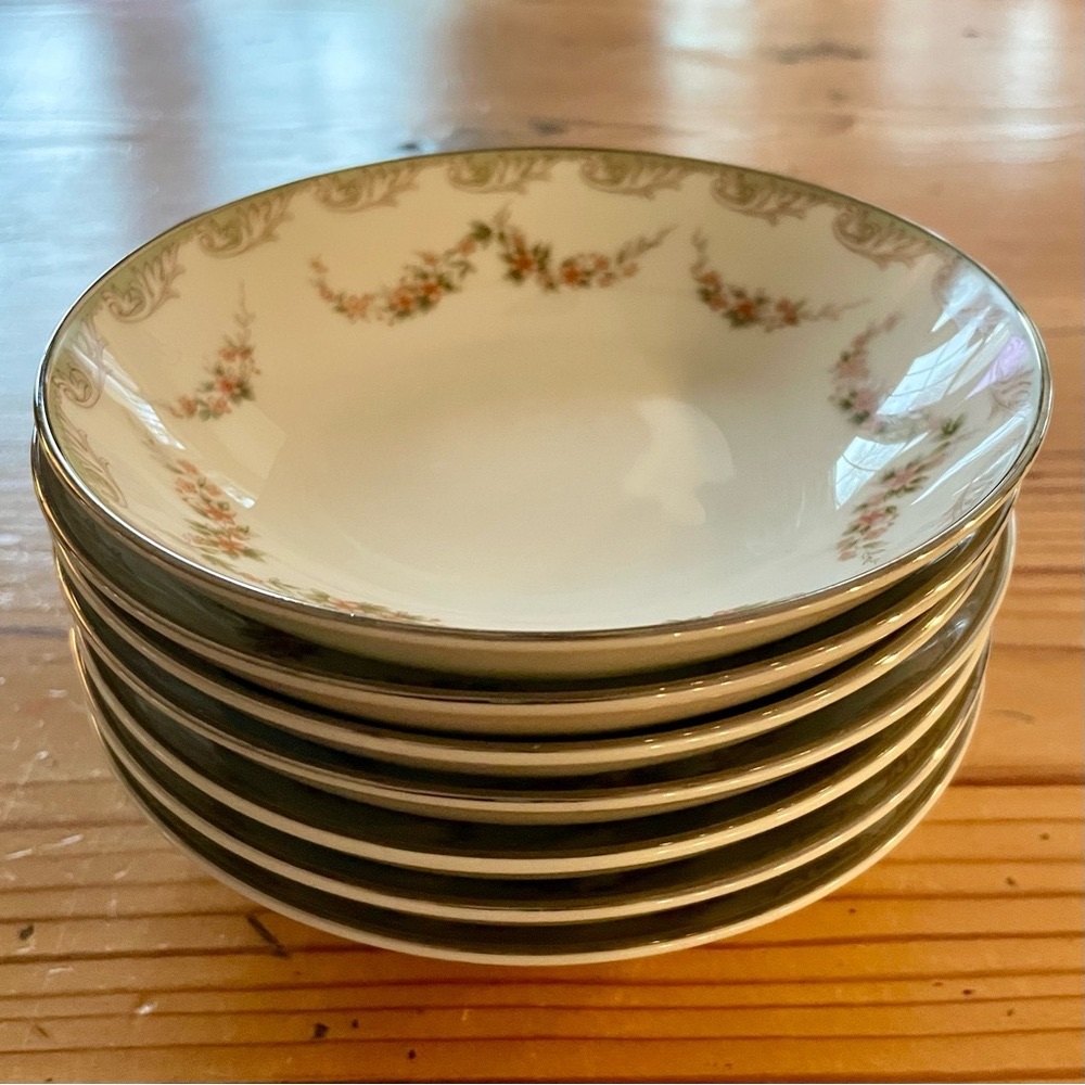 Noritake dessert bowls